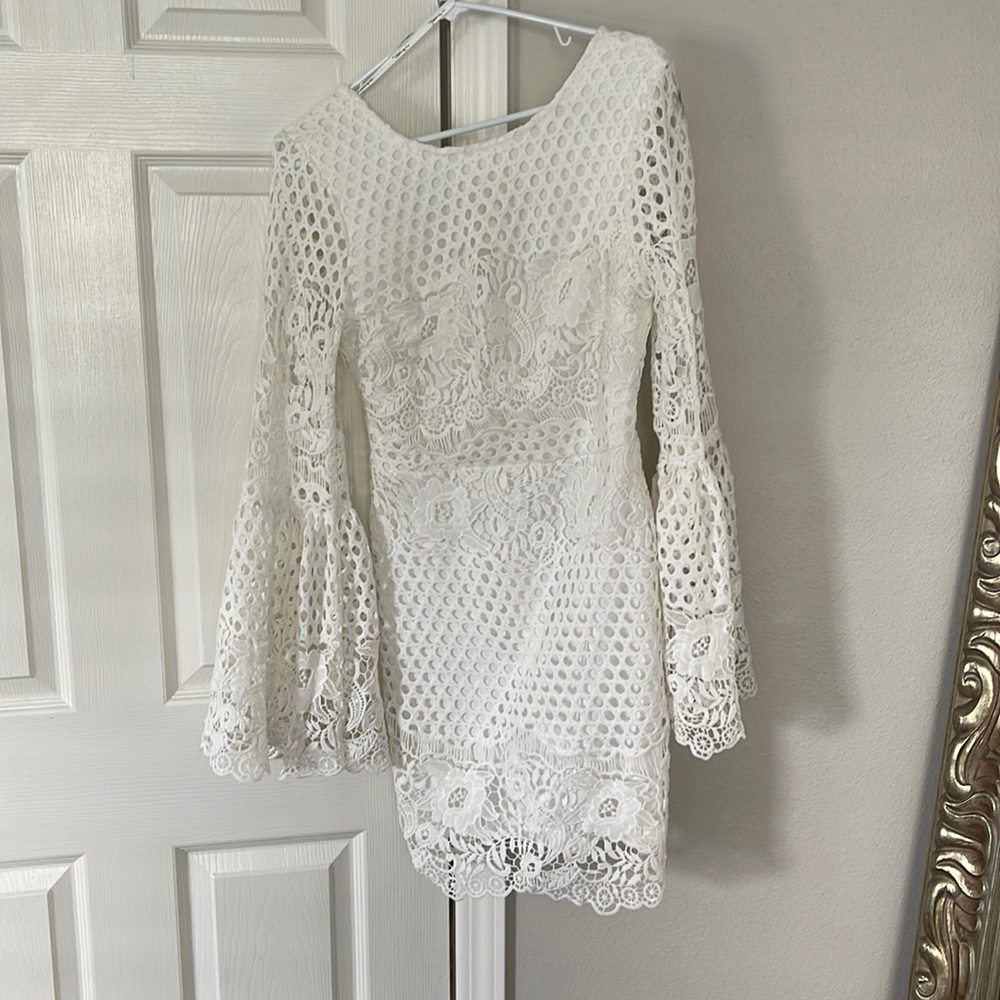 White bell sleeve, lace dress, size medium
